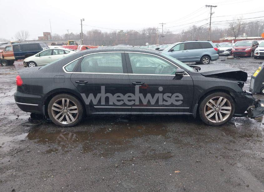 Photo 13 of 2016 Volkswagen Passat 1.8T SEL (VIN 1VWCT7A30GC018803)