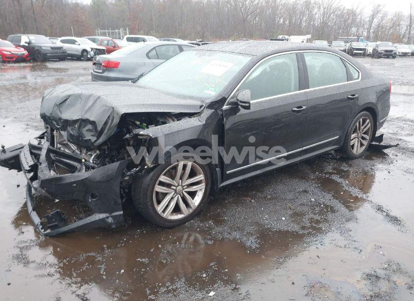 Photo 2 of 2016 Volkswagen Passat 1.8T SEL (VIN 1VWCT7A30GC018803)