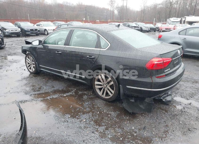 Photo 3 of 2016 Volkswagen Passat 1.8T SEL (VIN 1VWCT7A30GC018803)