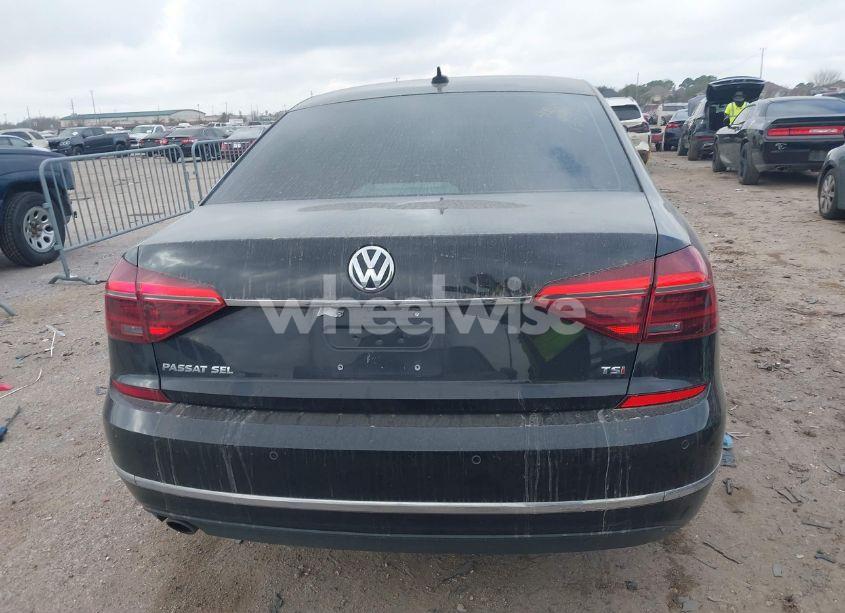 Photo 15 of 2017 Volkswagen Passat 1.8T SEL PREMIUM (VIN 1VWCT7A30HC046182)