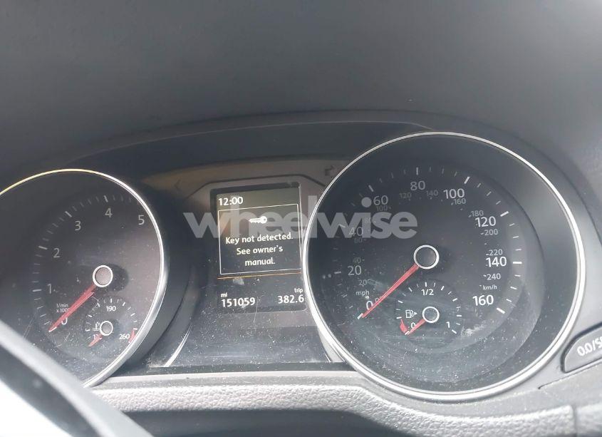 Photo 7 of 2017 Volkswagen Passat 1.8T SEL PREMIUM (VIN 1VWCT7A30HC046182)