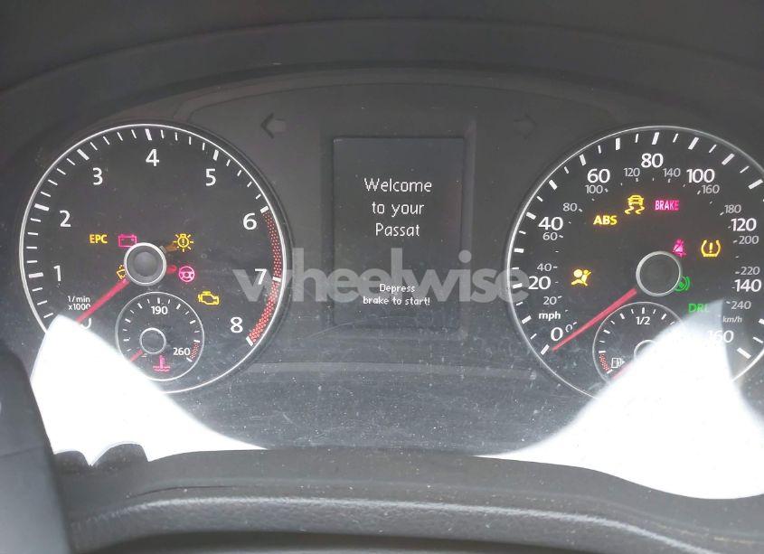 Photo 7 of 2014 Volkswagen Passat 1.8T SEL PREMIUM (VIN 1VWCT7A31EC054612)