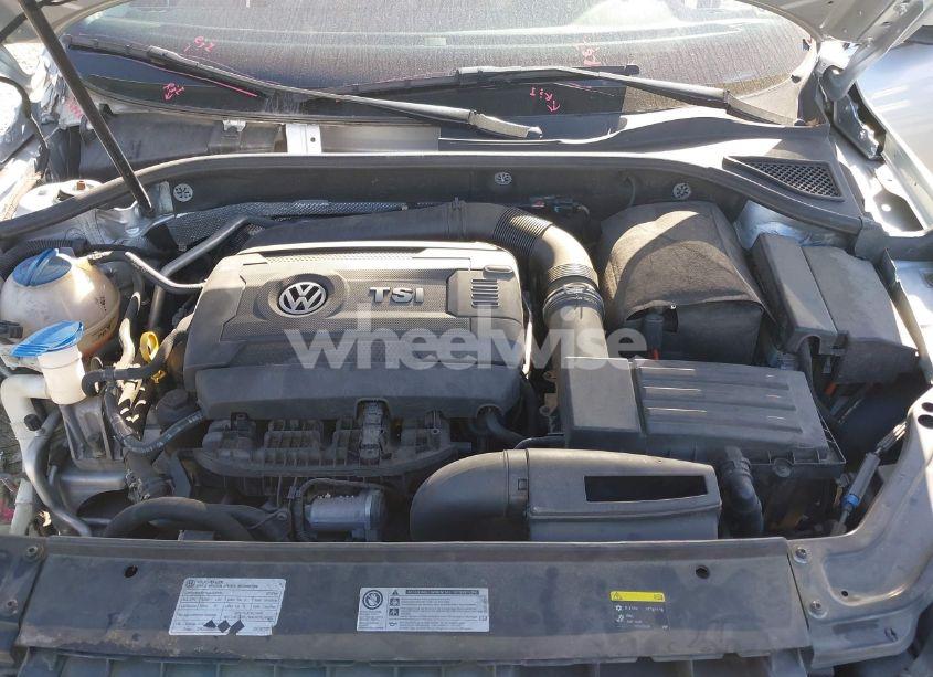 Photo 10 of 2016 Volkswagen Passat 1.8T SEL PREMIUM (VIN 1VWCT7A31GC001976)