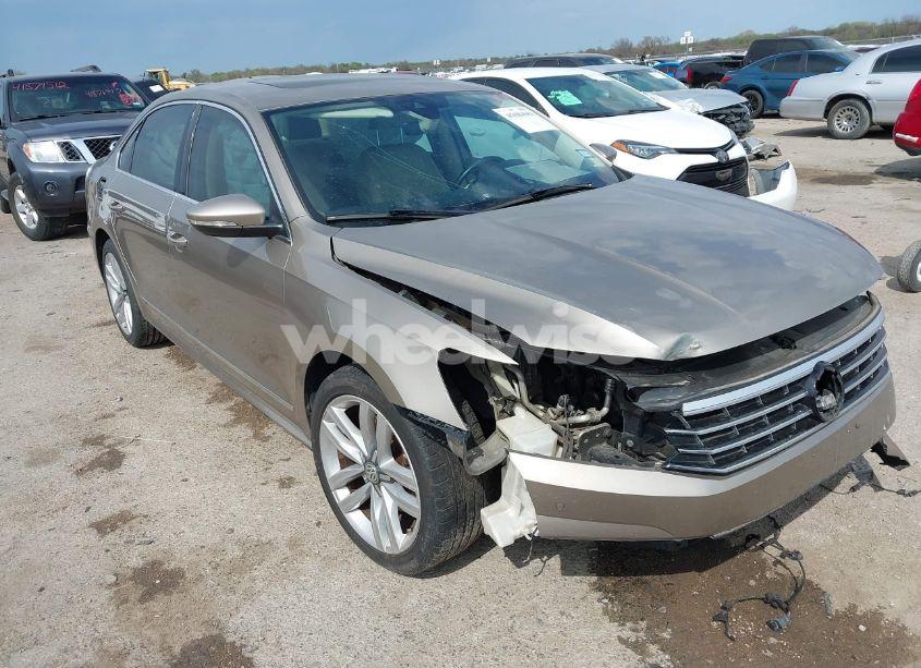2016 Volkswagen Passat 1.8T SEL PREMIUM (VIN 1VWCT7A31GC015070) main photo