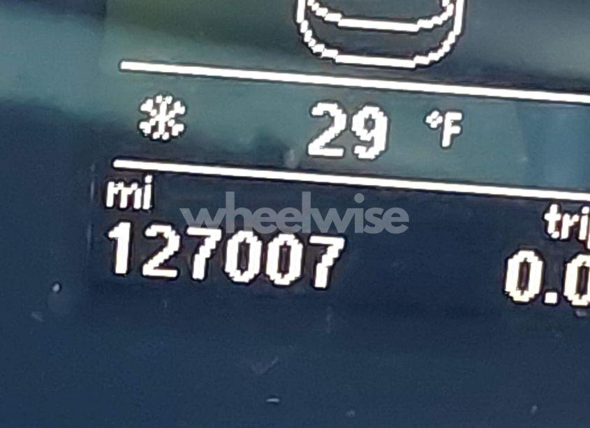 Photo 15 of 2015 Volkswagen Passat 1.8T SEL PREMIUM (VIN 1VWCT7A33FC058517)