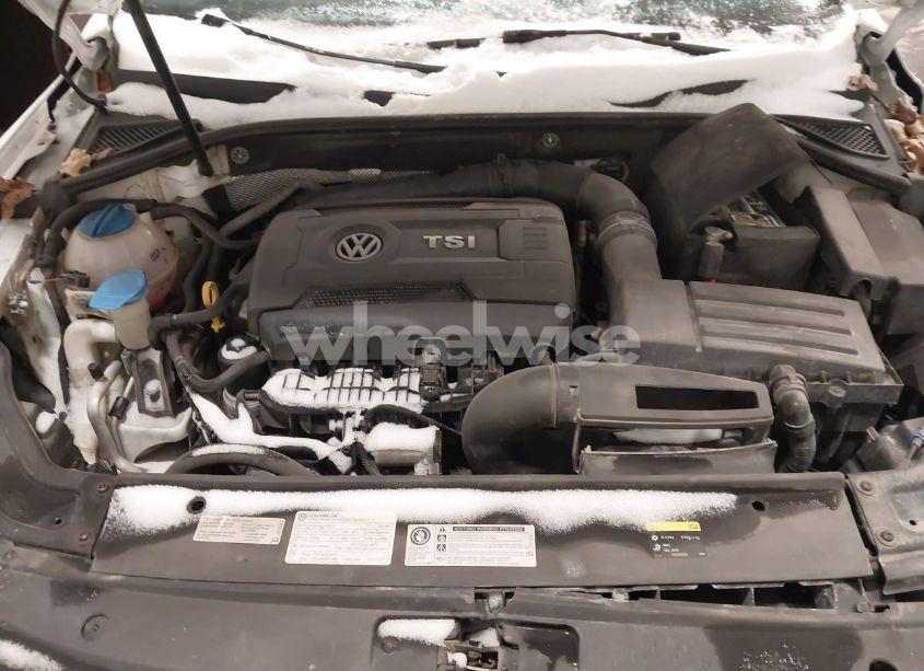 Photo 10 of 2017 Volkswagen Passat 1.8T SEL PREMIUM (VIN 1VWCT7A33HC040893)