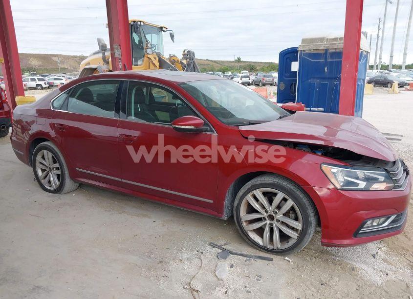 Photo 13 of 2016 Volkswagen Passat 1.8T SEL (VIN 1VWCT7A34GC065171)