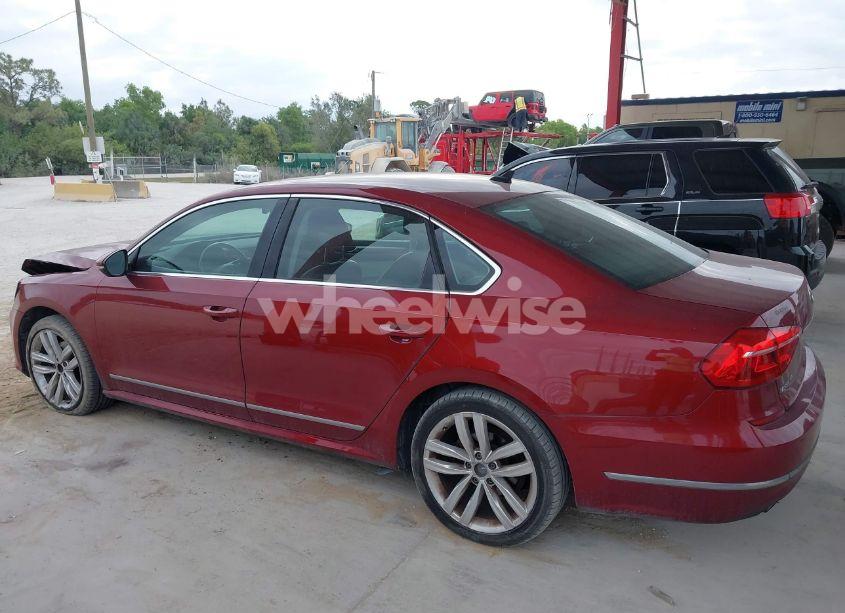 Photo 14 of 2016 Volkswagen Passat 1.8T SEL (VIN 1VWCT7A34GC065171)