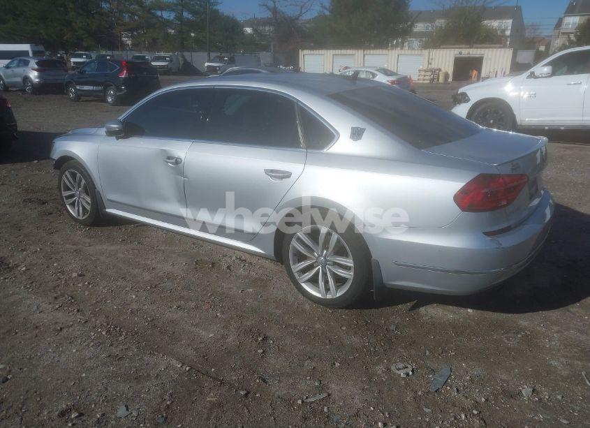 Photo 3 of 2016 Volkswagen Passat 1.8T SEL PREMIUM (VIN 1VWCT7A35GC011006)