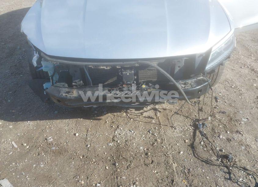 Photo 6 of 2016 Volkswagen Passat 1.8T SEL PREMIUM (VIN 1VWCT7A35GC011006)