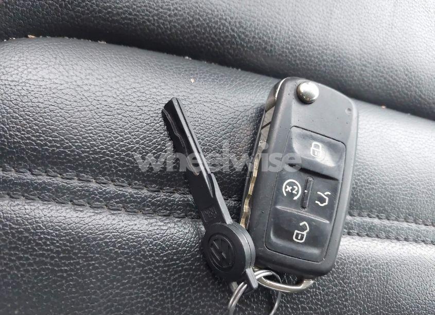 Photo 11 of 2017 Volkswagen Passat 1.8T SEL PREMIUM (VIN 1VWCT7A35HC052902)