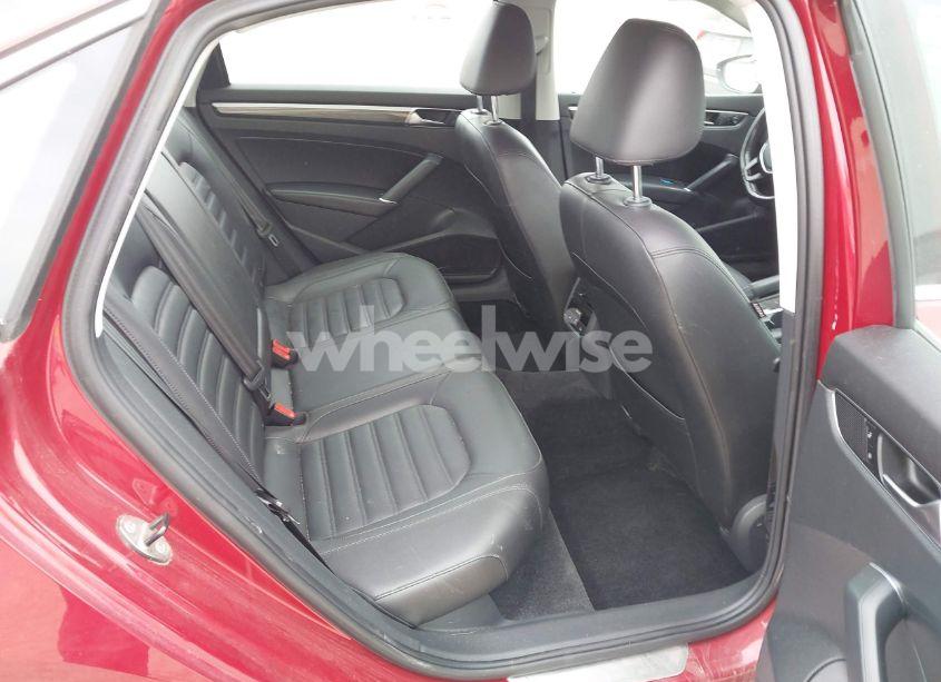 Photo 8 of 2017 Volkswagen Passat 1.8T SEL PREMIUM (VIN 1VWCT7A39HC075437)