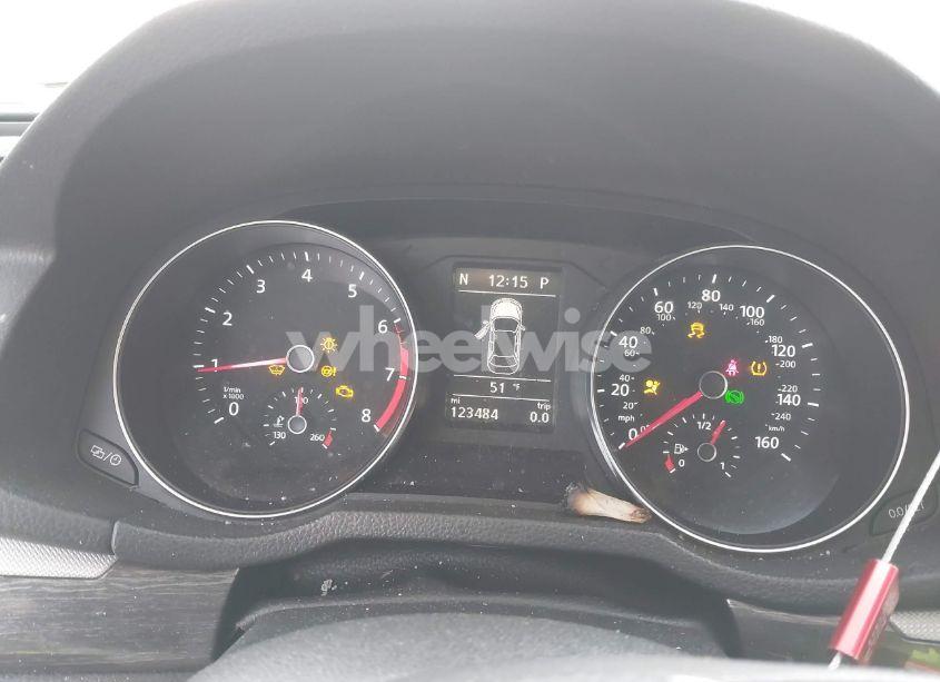 Photo 7 of 2016 Volkswagen Passat 1.8T SEL (VIN 1VWCT7A3XGC018484)