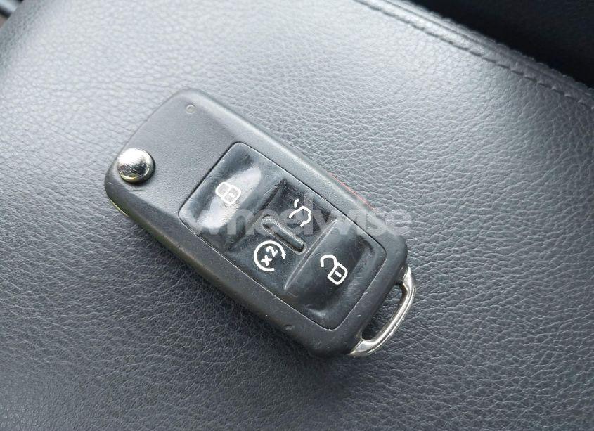 Photo 11 of 2015 Volkswagen Passat 2.0L TDI SEL PREMIUM (VIN 1VWCV7A30FC012329)