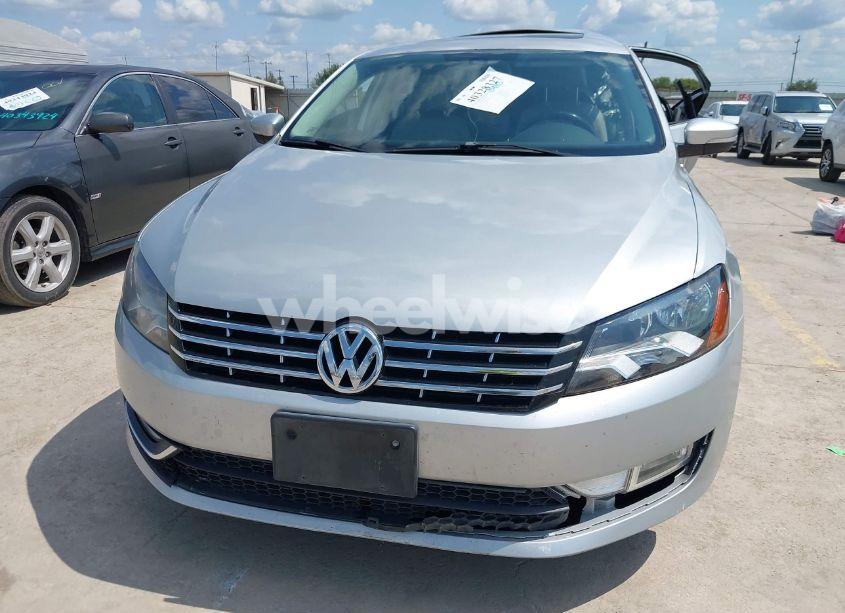 Photo 13 of 2015 Volkswagen Passat 2.0L TDI SEL PREMIUM (VIN 1VWCV7A33FC041596)