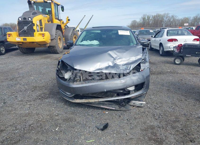 Photo 12 of 2015 Volkswagen Passat 2.0L TDI SEL PREMIUM (VIN 1VWCV7A35FC084188)