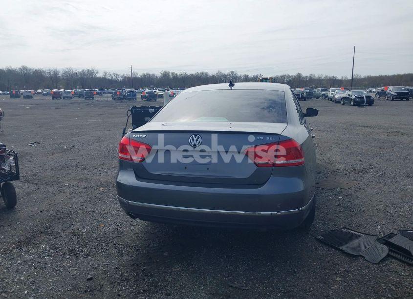 Photo 16 of 2015 Volkswagen Passat 2.0L TDI SEL PREMIUM (VIN 1VWCV7A35FC084188)
