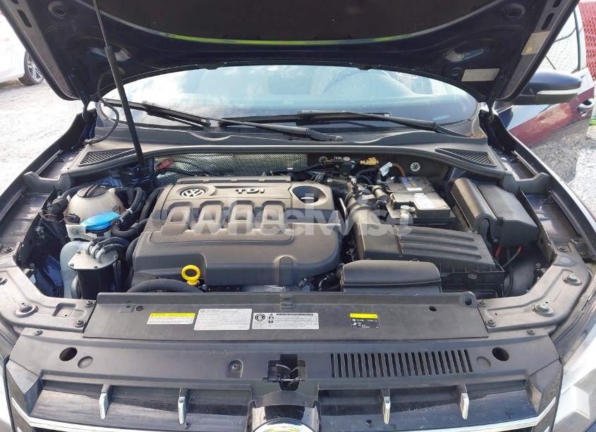 Photo 10 of 2015 Volkswagen Passat 2.0L TDI SEL PREMIUM (VIN 1VWCV7A39FC033227)