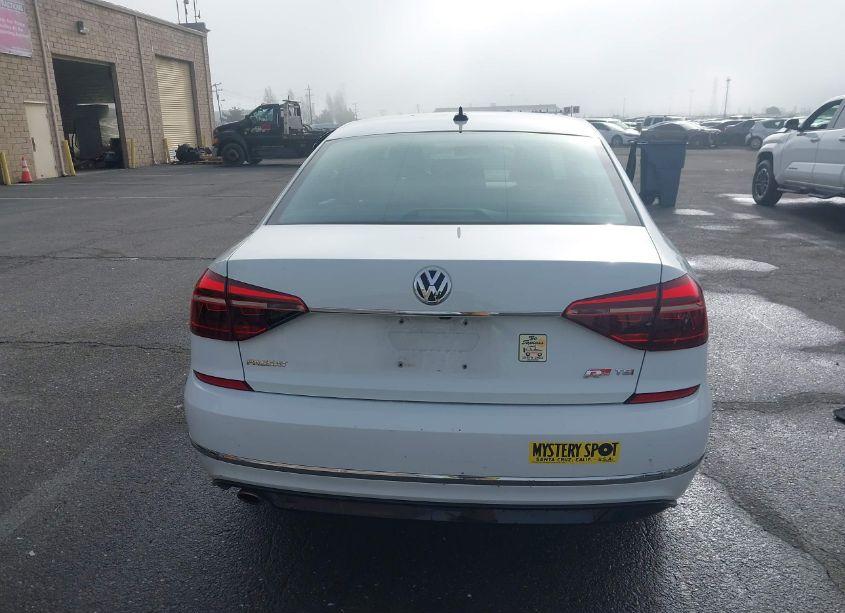 Photo 16 of 2017 Volkswagen Passat 1.8T R-LINE (VIN 1VWDT7A30HC044565)