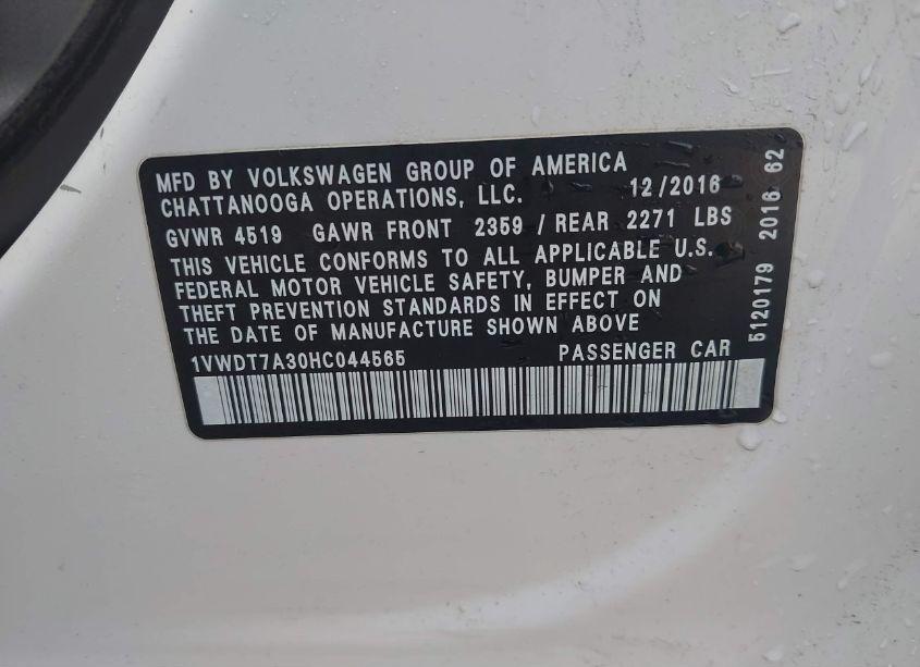 Photo 9 of 2017 Volkswagen Passat 1.8T R-LINE (VIN 1VWDT7A30HC044565)