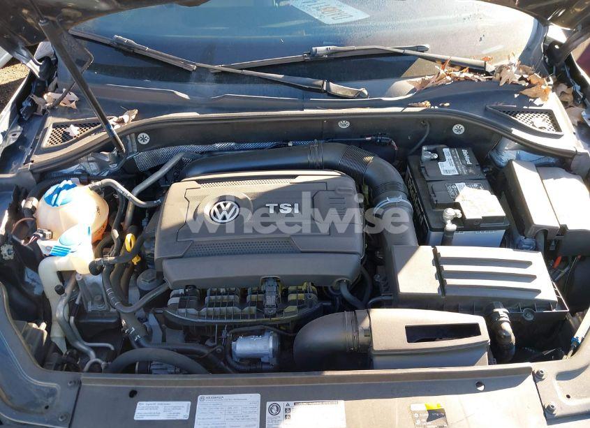 Photo 10 of 2017 Volkswagen Passat 1.8T R-LINE (VIN 1VWDT7A30HC086363)