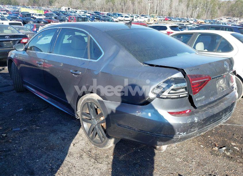 Photo 3 of 2017 Volkswagen Passat 1.8T R-LINE (VIN 1VWDT7A30HC086363)