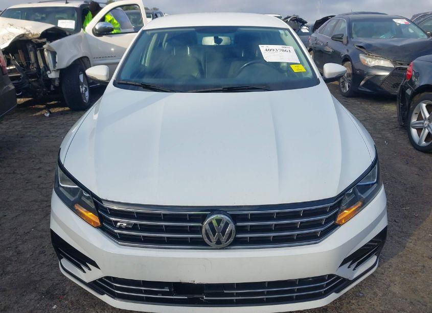 Photo 13 of 2017 Volkswagen Passat 1.8T R-LINE (VIN 1VWDT7A31HC001692)