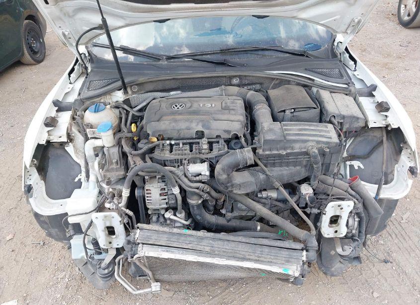 Photo 10 of 2017 Volkswagen Passat 1.8T R-LINE (VIN 1VWDT7A31HC004513)