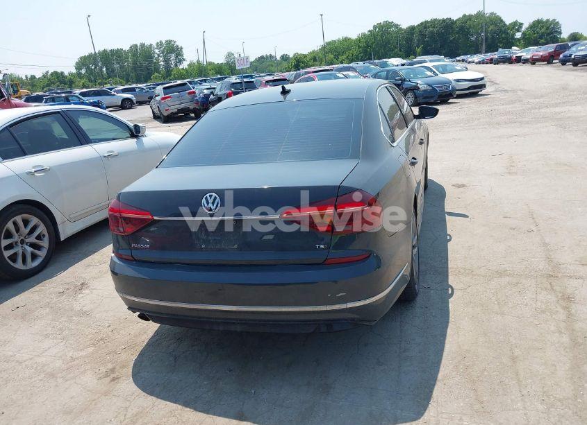 Photo 16 of 2017 Volkswagen Passat 1.8T R-LINE (VIN 1VWDT7A31HC036894)