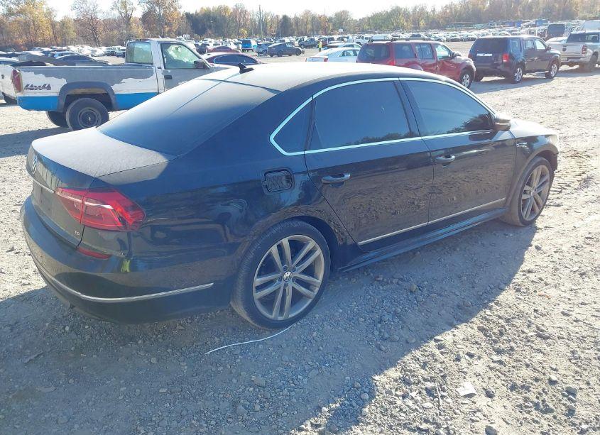Photo 4 of 2017 Volkswagen Passat 1.8T R-LINE (VIN 1VWDT7A31HC039973)