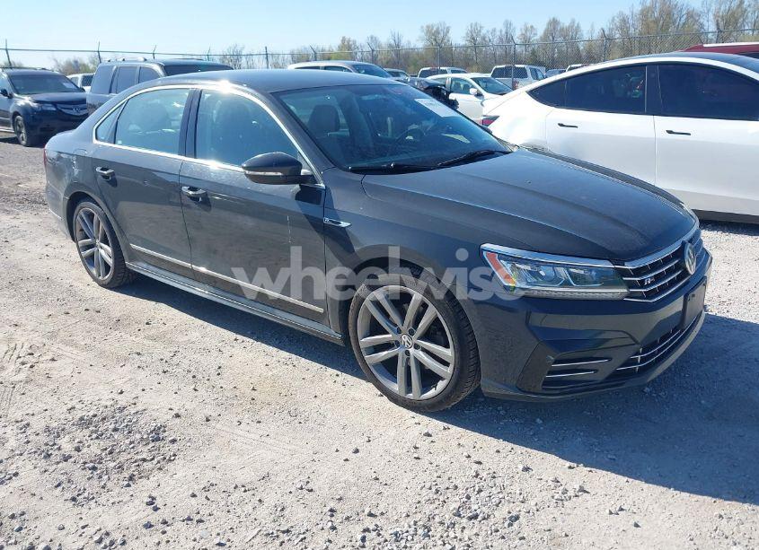 2017 Volkswagen Passat 1.8T R-LINE (VIN 1VWDT7A31HC050245) main photo