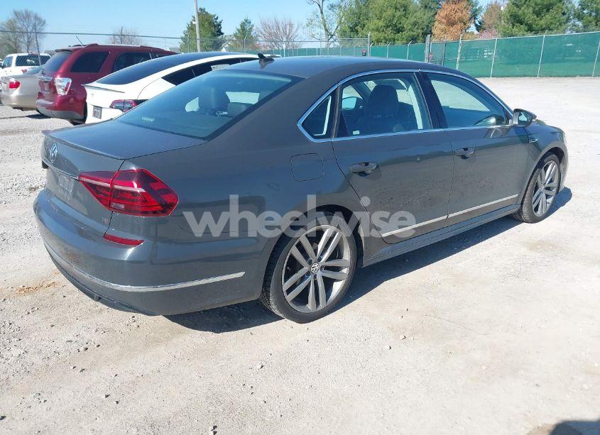 Photo 4 of 2017 Volkswagen Passat 1.8T R-LINE (VIN 1VWDT7A31HC050245)
