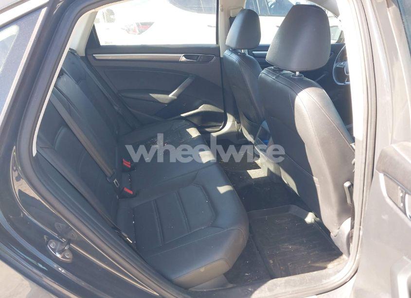 Photo 8 of 2017 Volkswagen Passat 1.8T R-LINE (VIN 1VWDT7A31HC050245)