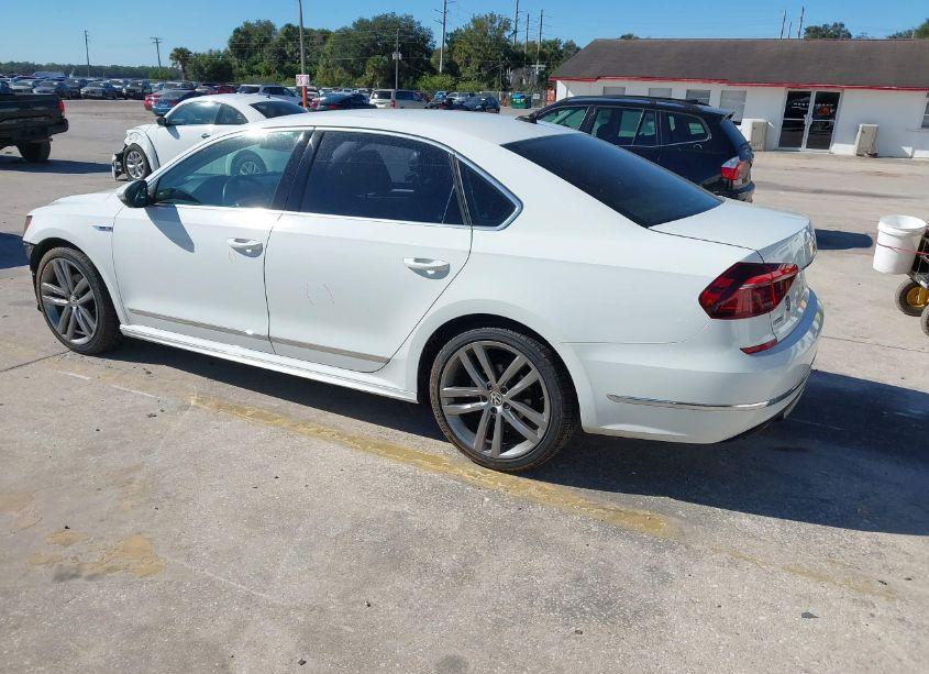 Photo 3 of 2017 Volkswagen Passat 1.8T R-LINE (VIN 1VWDT7A31HC064257)