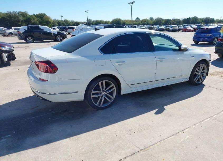 Photo 4 of 2017 Volkswagen Passat 1.8T R-LINE (VIN 1VWDT7A31HC064257)