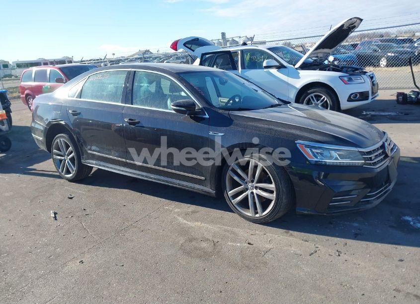 2017 Volkswagen Passat 1.8T R-LINE (VIN 1VWDT7A32HC052375) main photo