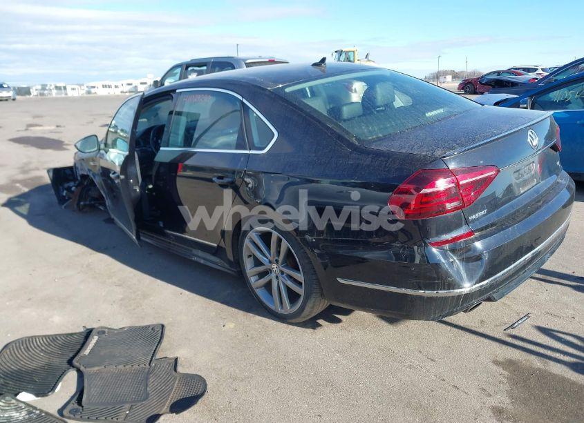 Photo 3 of 2017 Volkswagen Passat 1.8T R-LINE (VIN 1VWDT7A32HC052375)