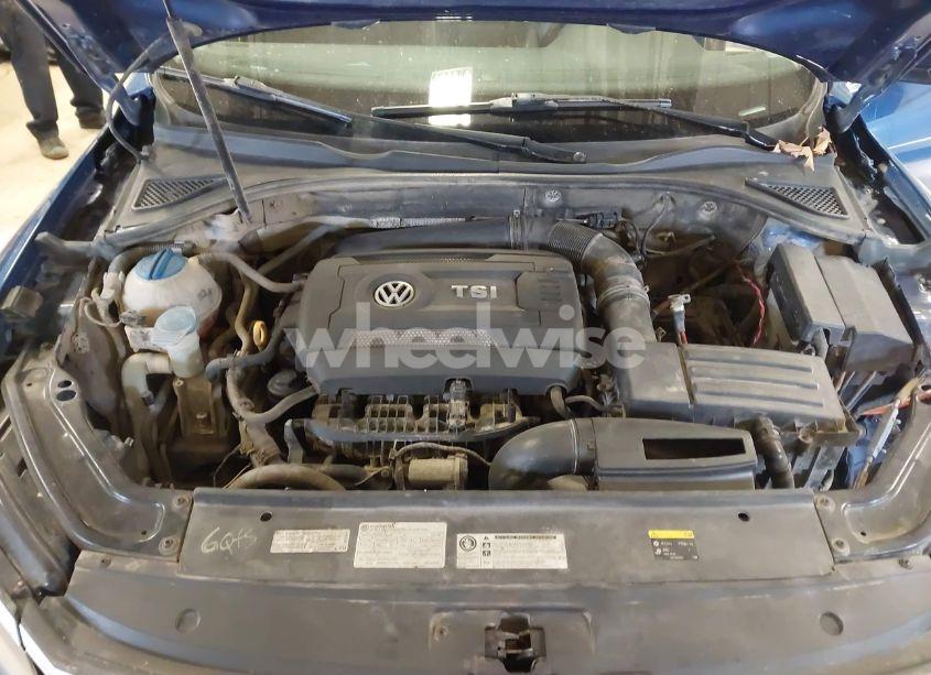 Photo 10 of 2017 Volkswagen Passat 1.8T R-LINE (VIN 1VWDT7A33HC033883)