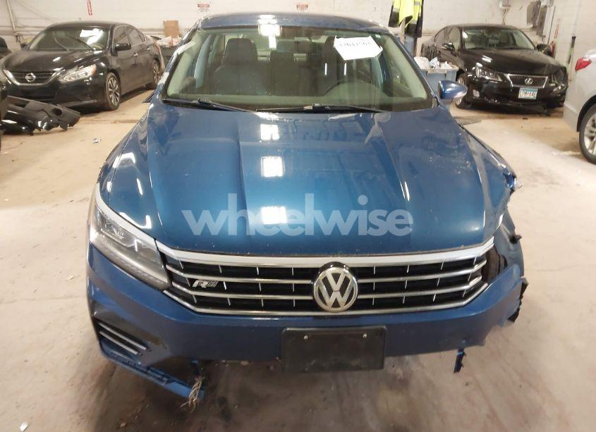 Photo 12 of 2017 Volkswagen Passat 1.8T R-LINE (VIN 1VWDT7A33HC033883)