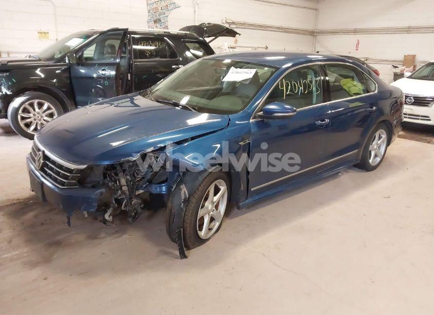 Photo 2 of 2017 Volkswagen Passat 1.8T R-LINE (VIN 1VWDT7A33HC033883)