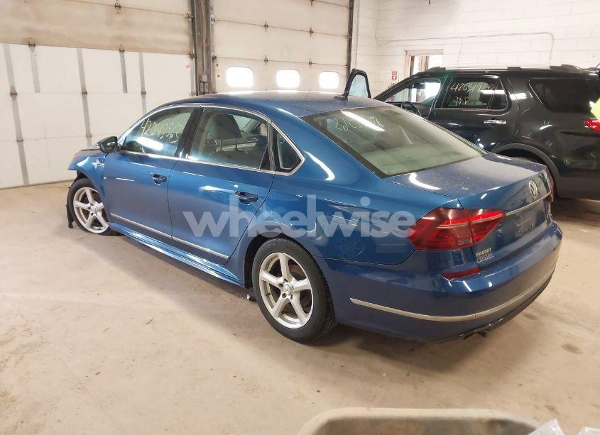 Photo 3 of 2017 Volkswagen Passat 1.8T R-LINE (VIN 1VWDT7A33HC033883)