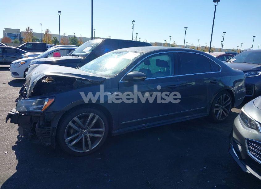 Photo 14 of 2017 Volkswagen Passat 1.8T R-LINE (VIN 1VWDT7A33HC041594)