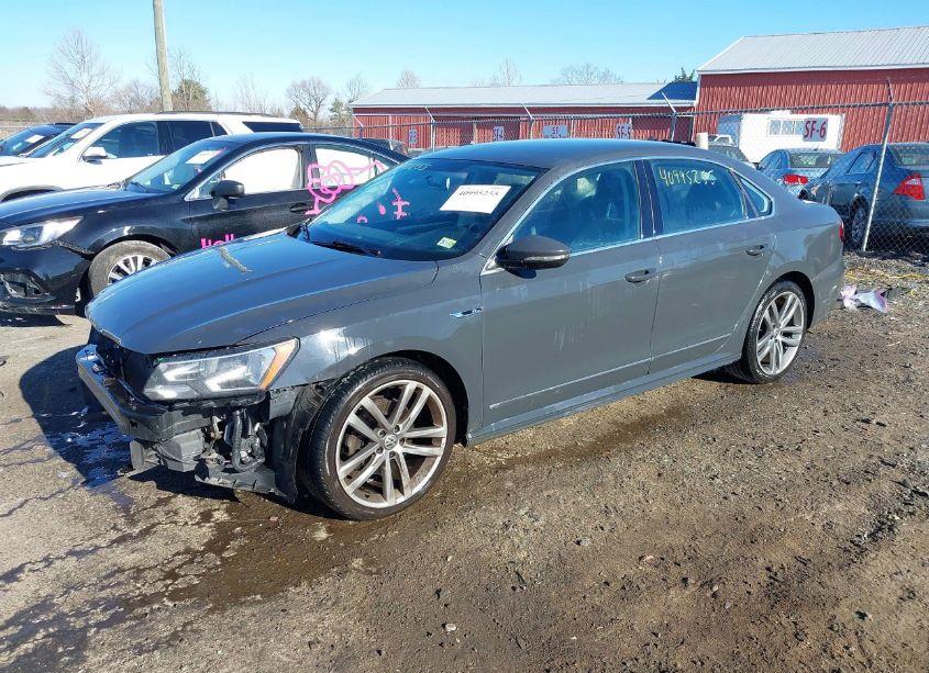 Photo 2 of 2017 Volkswagen Passat 1.8T R-LINE (VIN 1VWDT7A33HC071940)