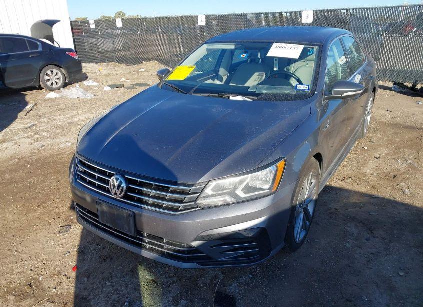 Photo 2 of 2017 Volkswagen Passat 1.8T R-LINE (VIN 1VWDT7A34HC038557)