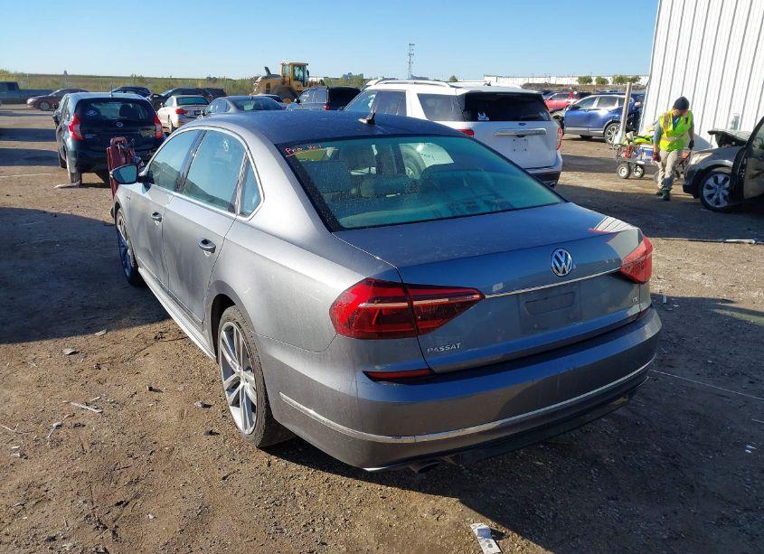 Photo 3 of 2017 Volkswagen Passat 1.8T R-LINE (VIN 1VWDT7A34HC038557)
