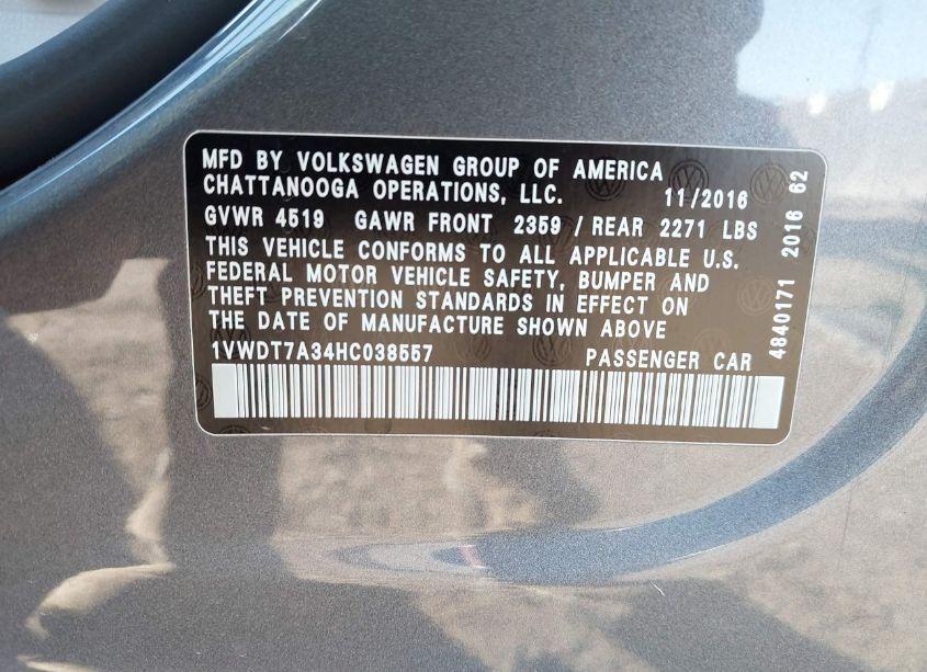 Photo 9 of 2017 Volkswagen Passat 1.8T R-LINE (VIN 1VWDT7A34HC038557)