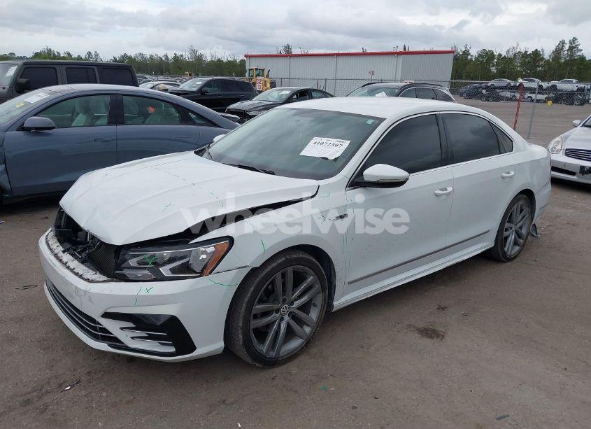 Photo 2 of 2017 Volkswagen Passat 1.8T R-LINE (VIN 1VWDT7A34HC054578)