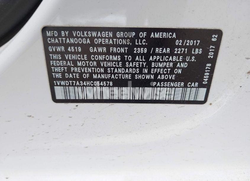 Photo 9 of 2017 Volkswagen Passat 1.8T R-LINE (VIN 1VWDT7A34HC054578)
