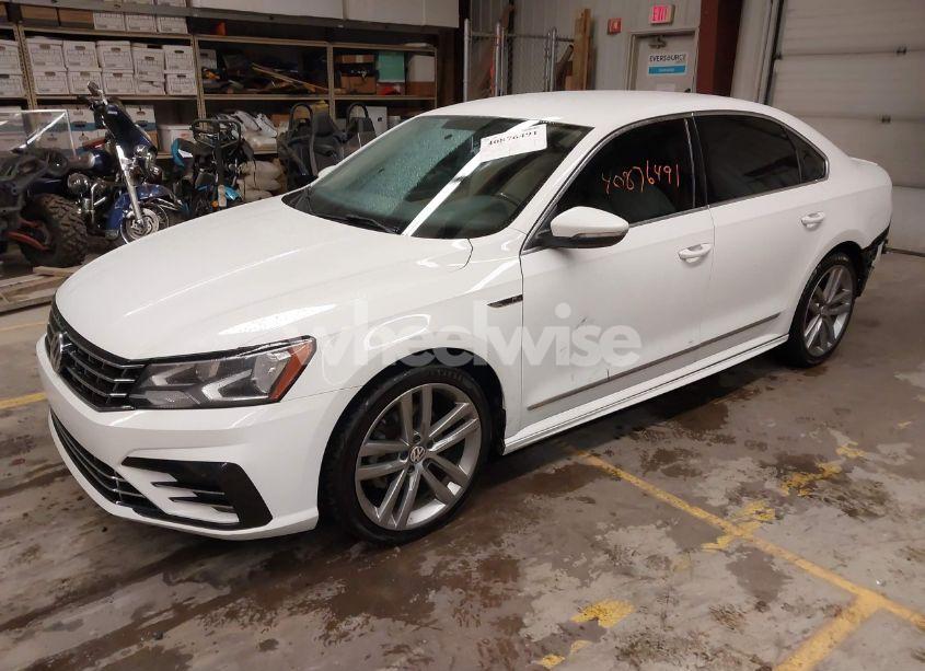 Photo 2 of 2017 Volkswagen Passat 1.8T R-LINE (VIN 1VWDT7A34HC068478)