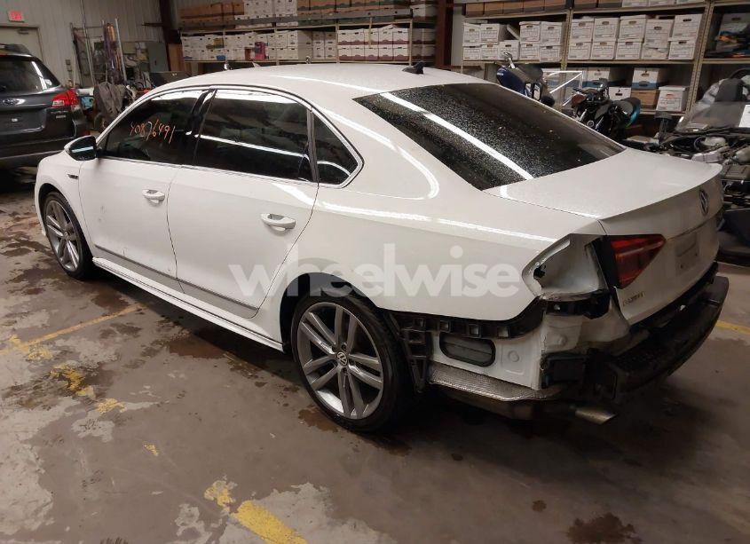 Photo 3 of 2017 Volkswagen Passat 1.8T R-LINE (VIN 1VWDT7A34HC068478)